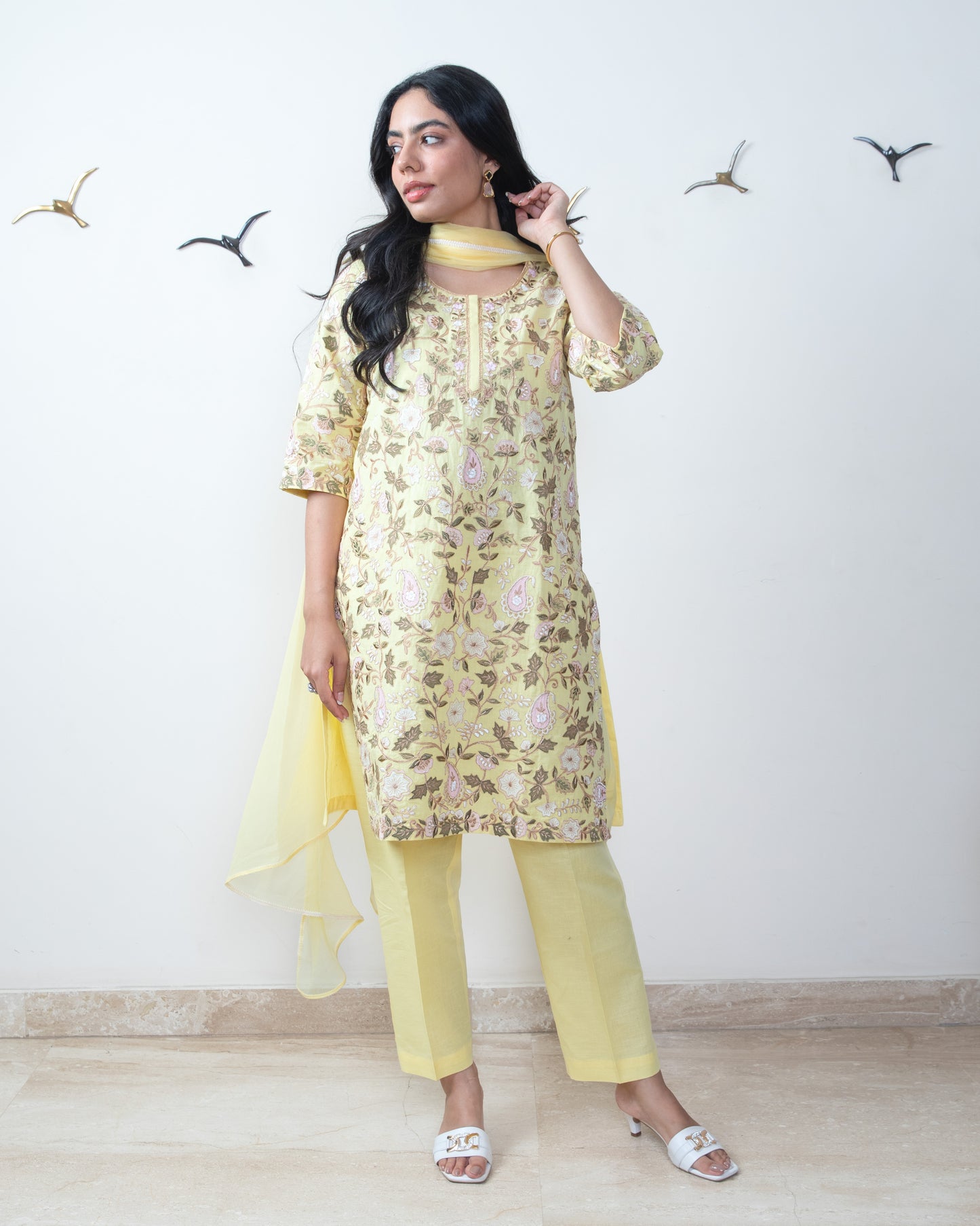 Classy Tunic Set With Chiffon Dupatta