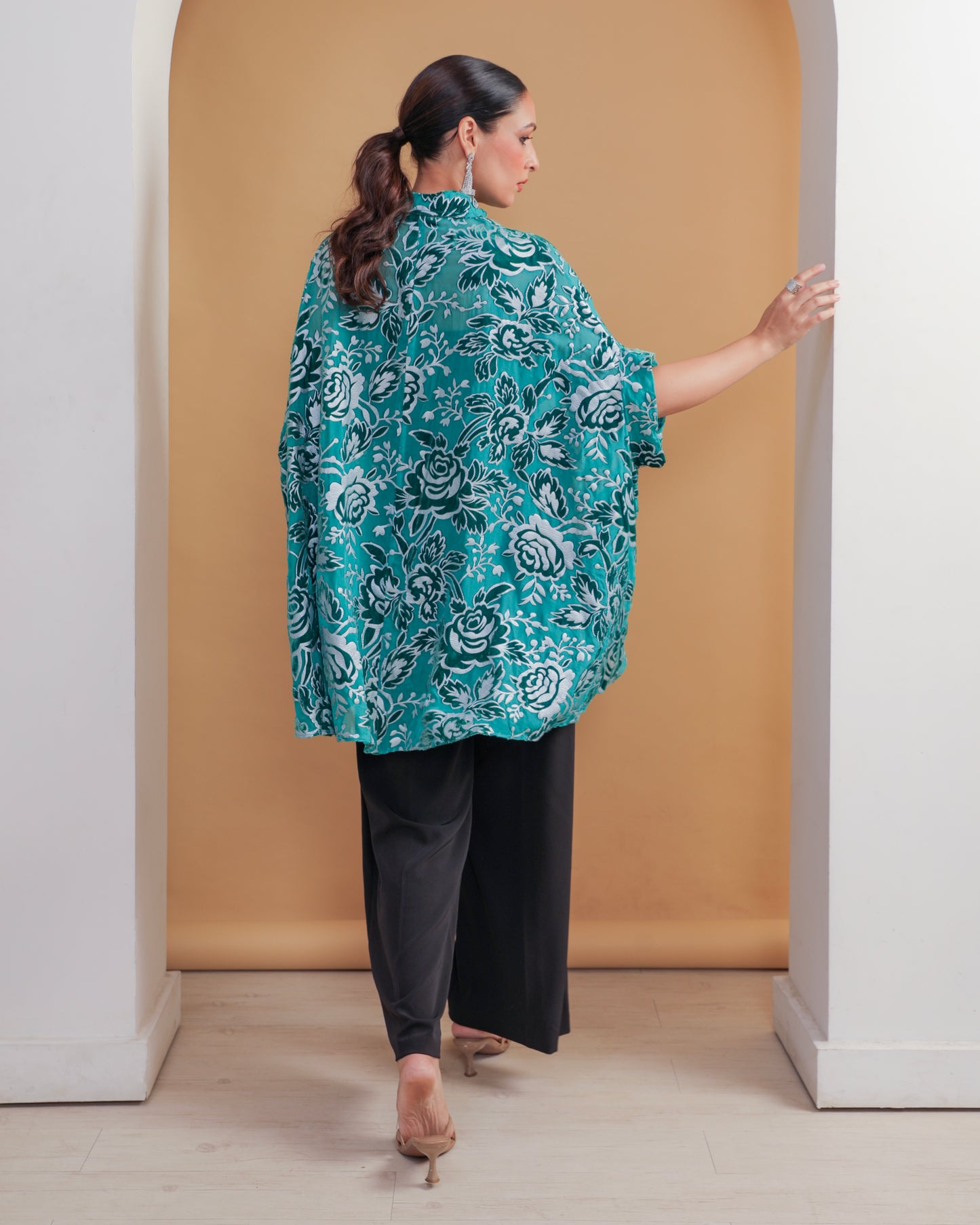 Devoré Velvet Cape Shirt Emerald Green