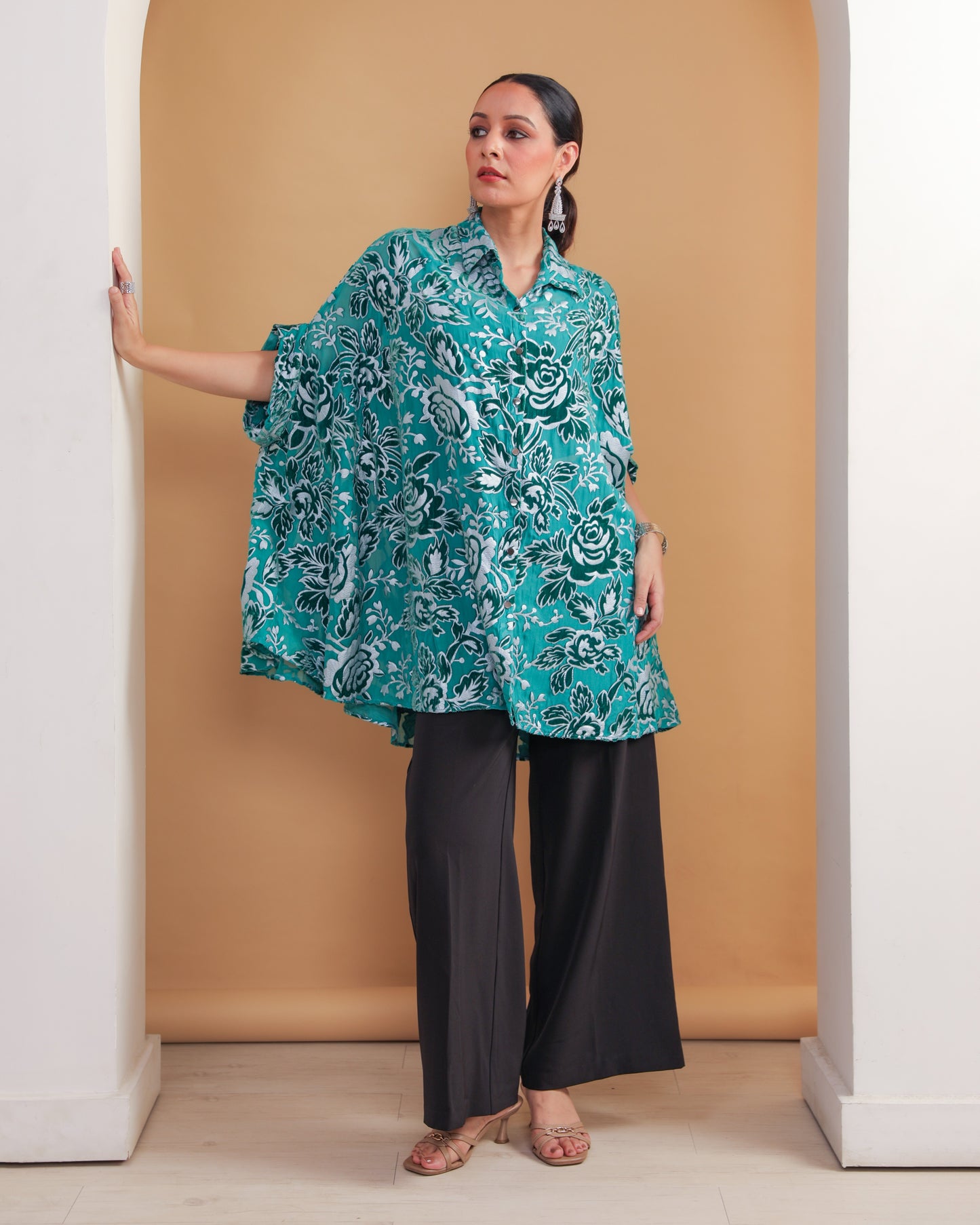 Devoré Velvet Cape Shirt Emerald Green