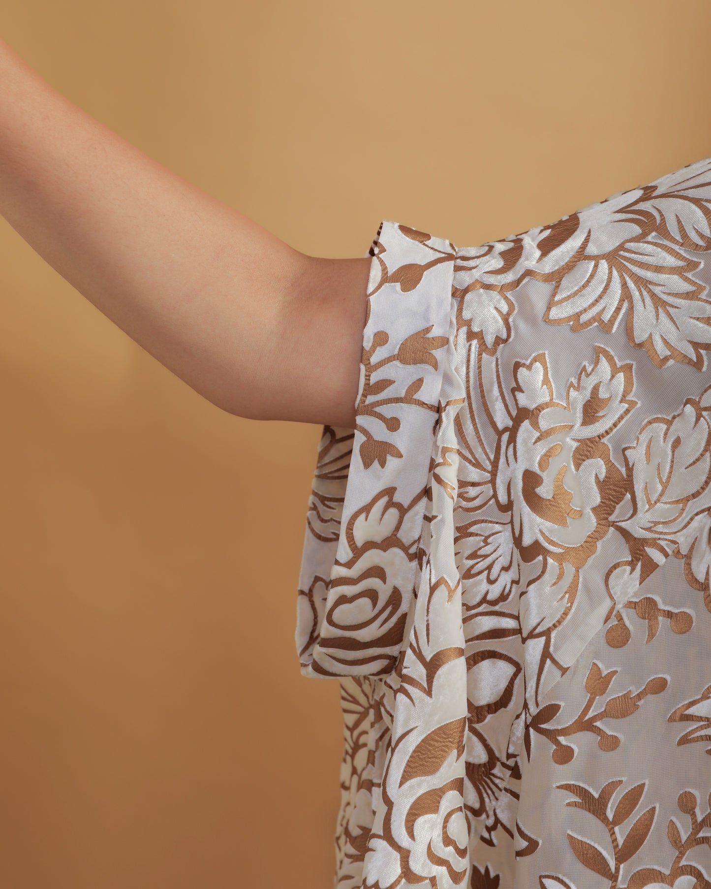 Devoré Velvet Cape Shirt OFF White