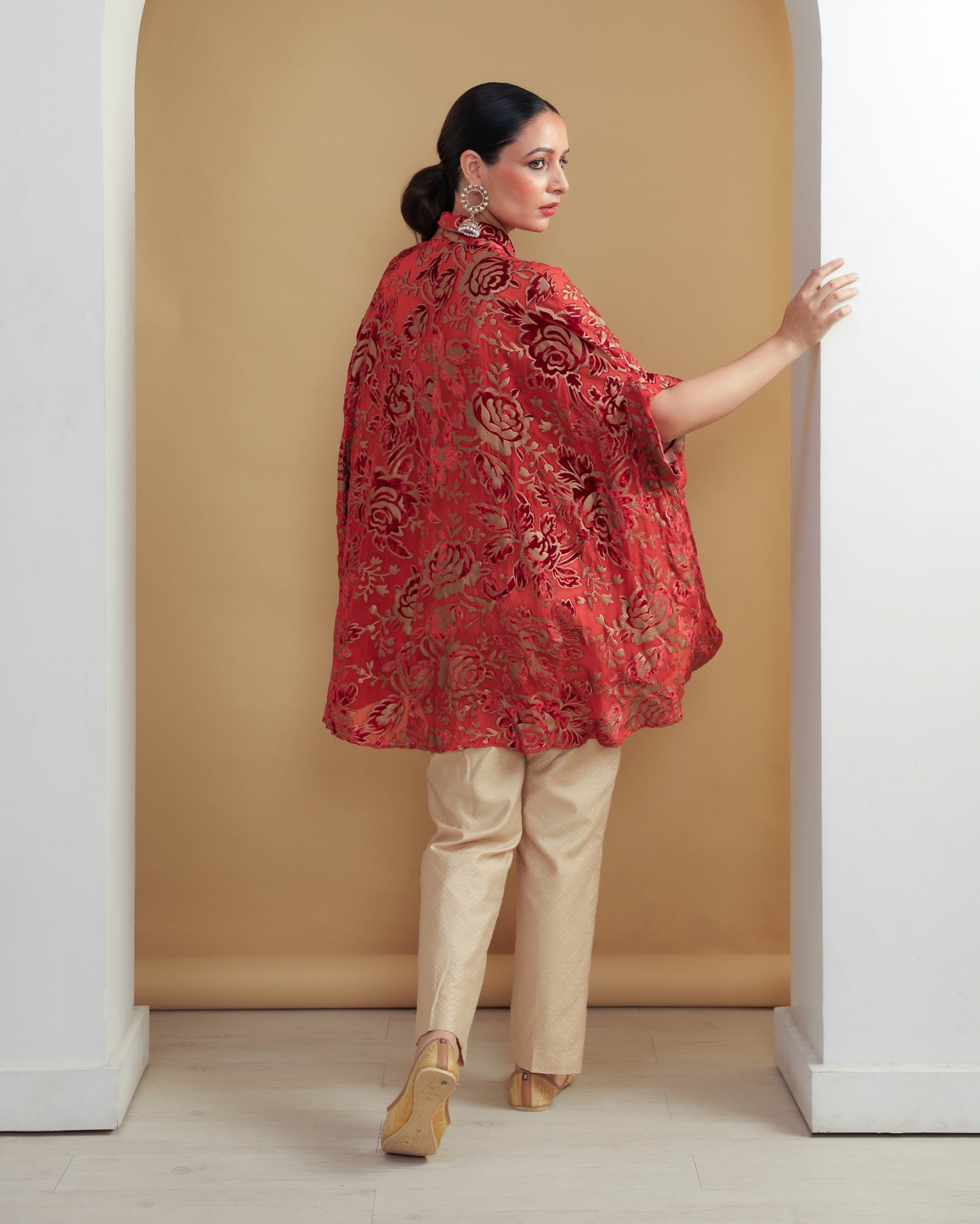 Devoré Velvet Cape Shirt Mahroom