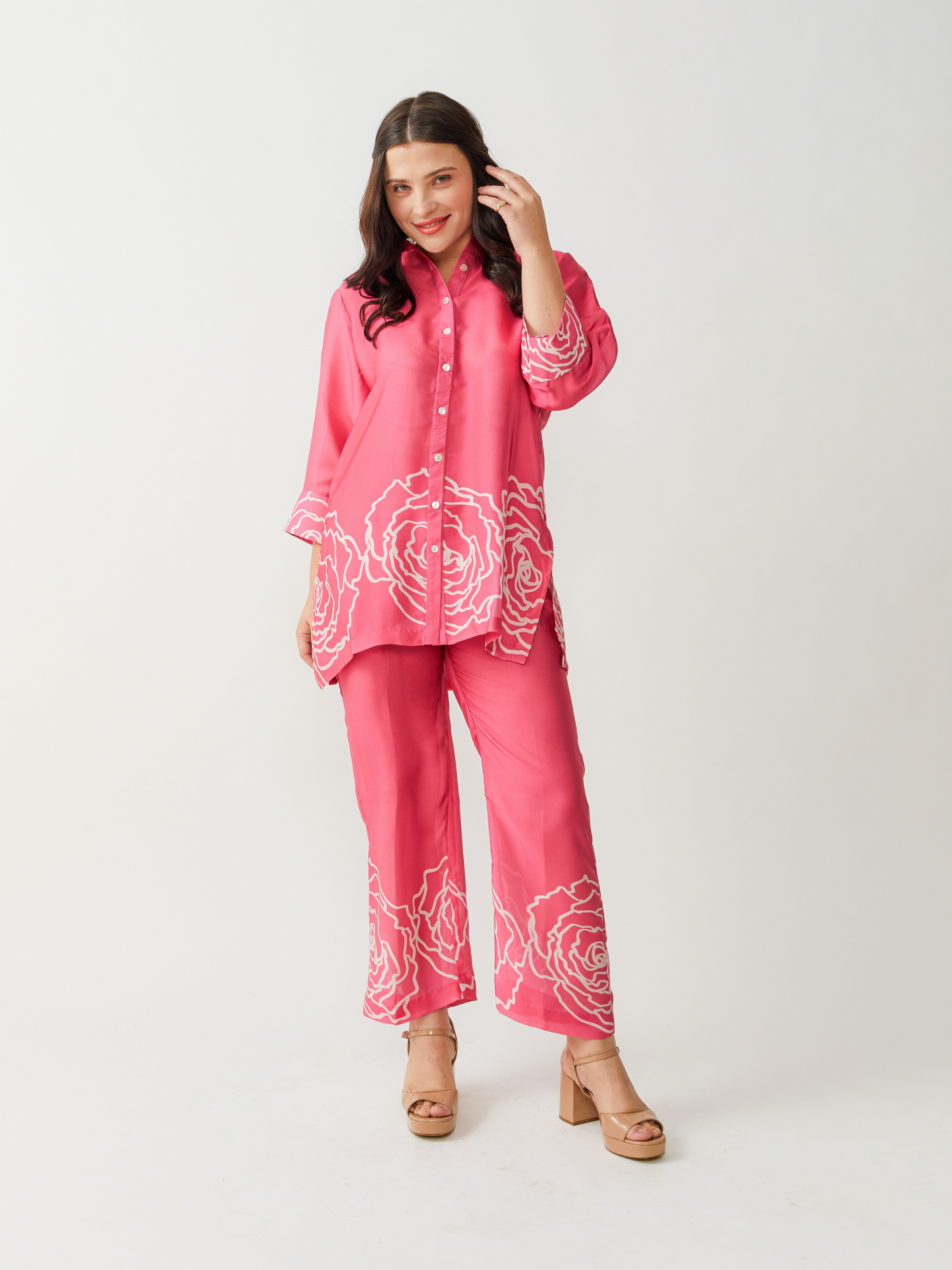 Fika Fushcia Co-Ord Set With Beautiful Border Print
