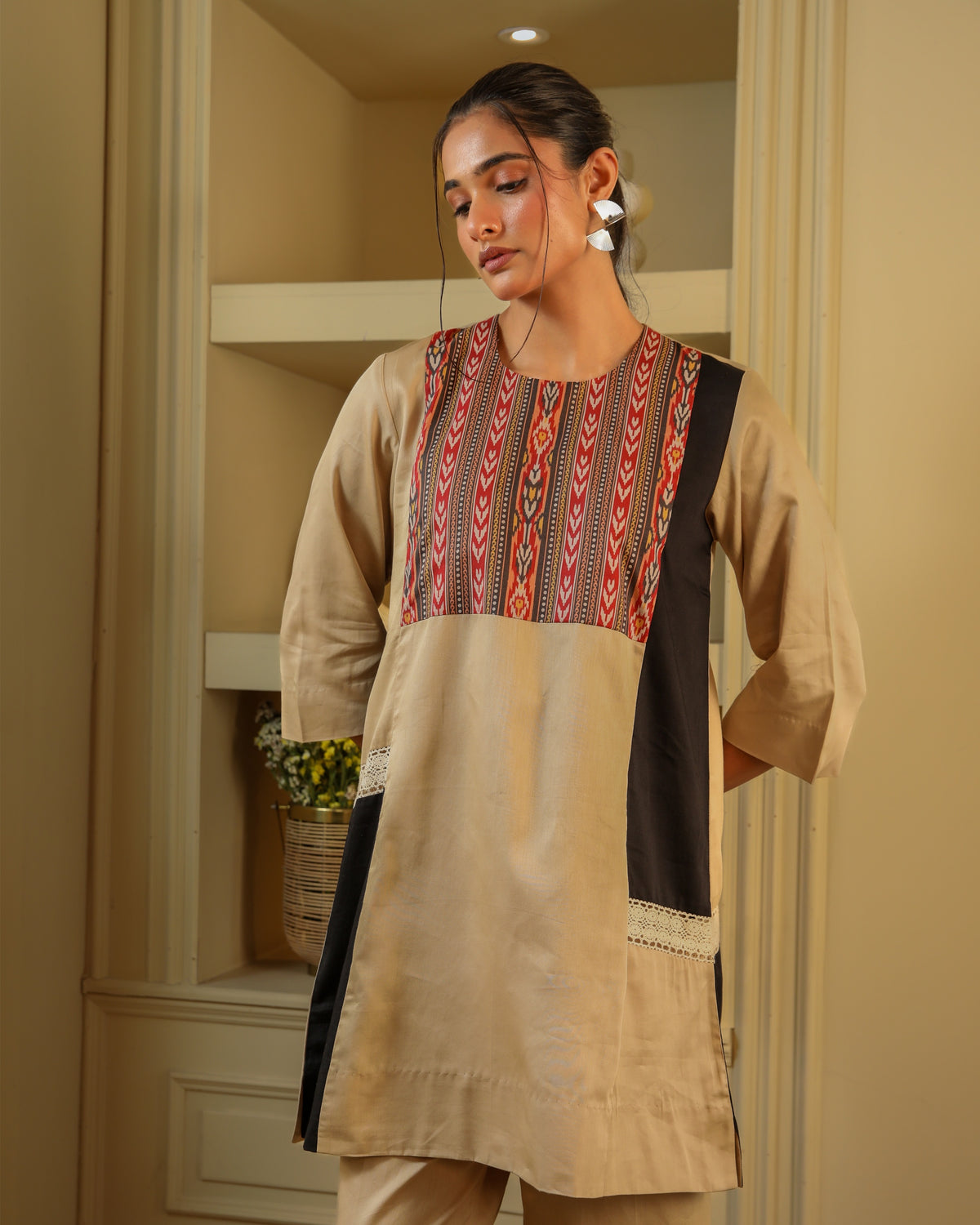 Taupe Black Color Block Set