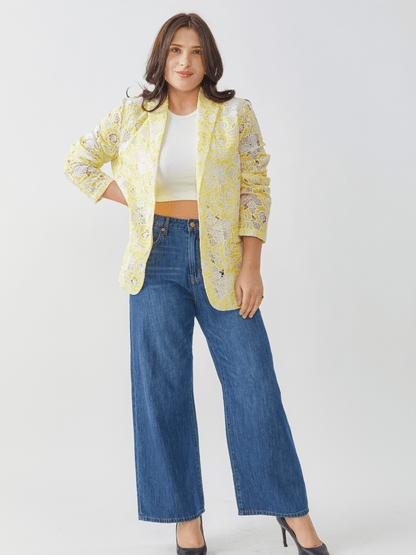 Irish Crochet Banana Frappe Yellow Jacket