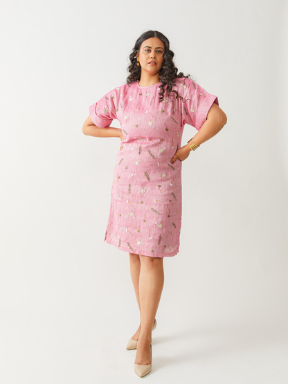 Haru Oversized Dress With Single Tanka Embroidery