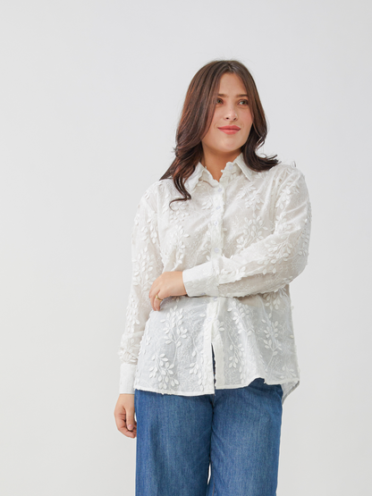 Fika White Shirt With 3d Embroidery