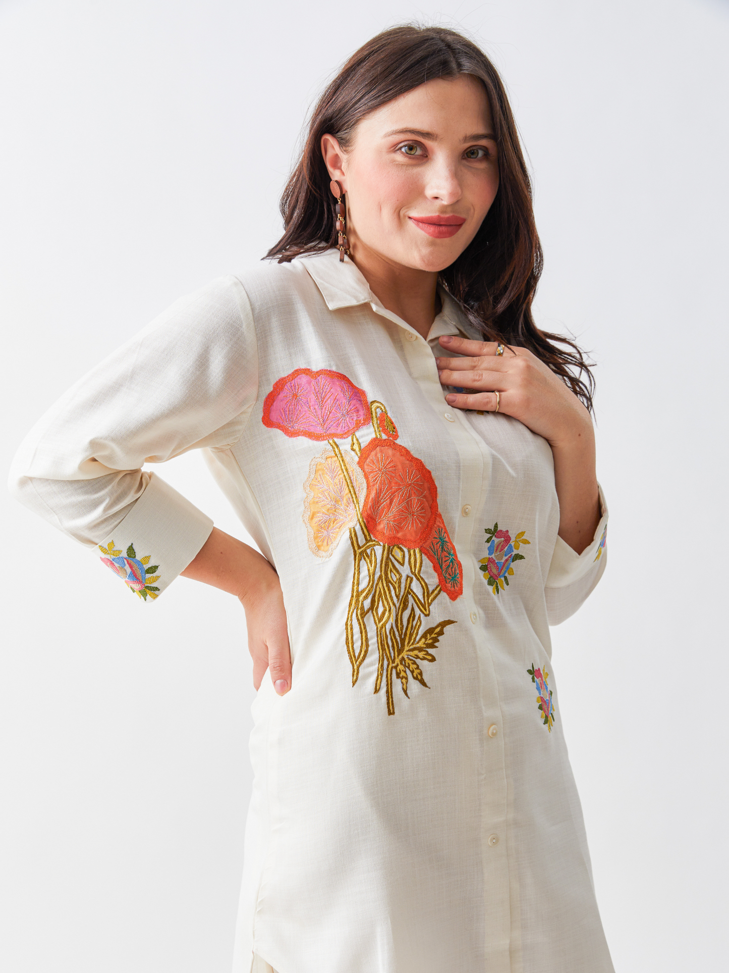 Lagom Beige Cotton Silk Tunic Set With Applique Embroidery