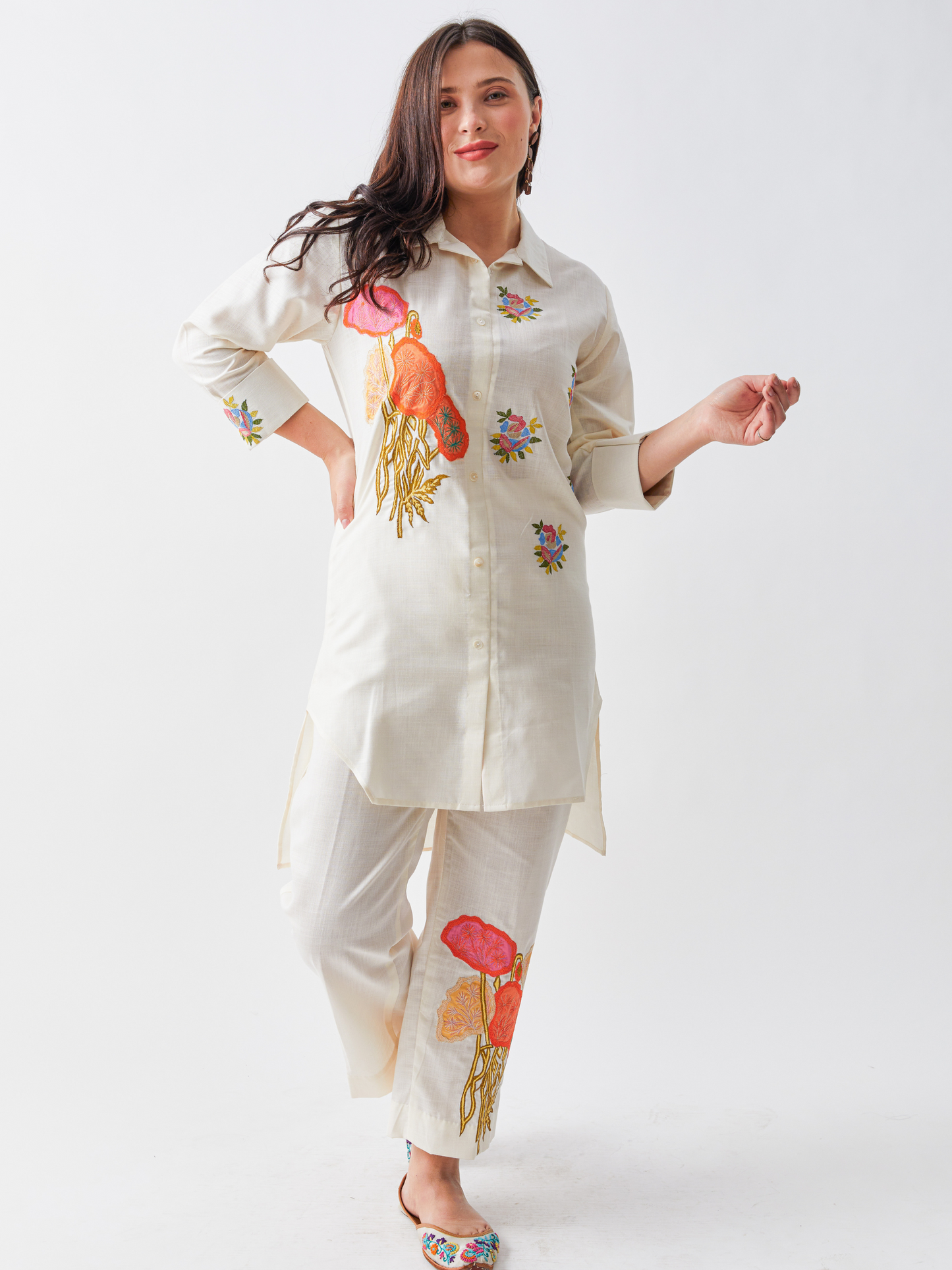 Lagom Beige Cotton Silk Tunic Set With Applique Embroidery