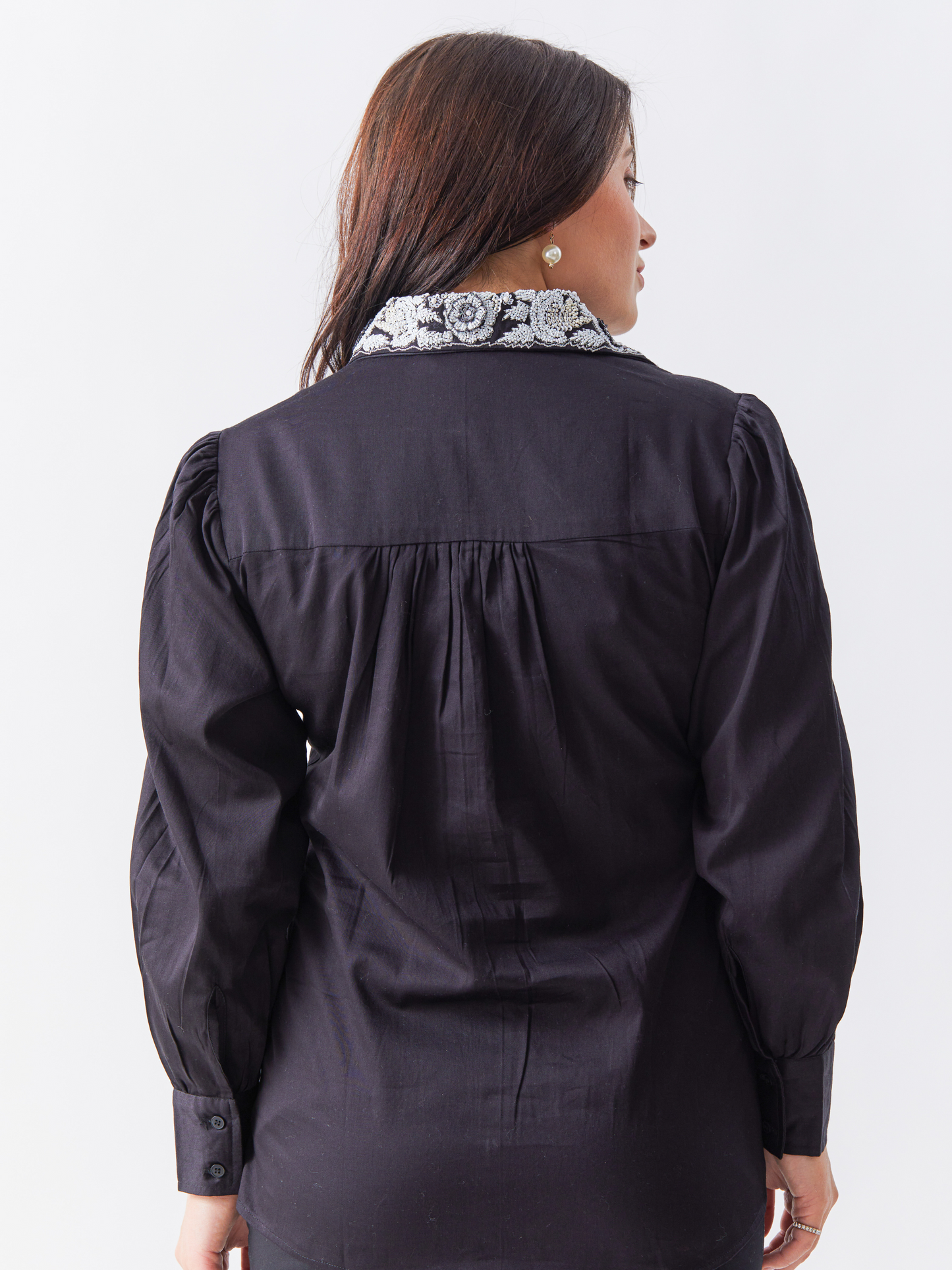 Lagom Black Shirt With Pearl Embroidery Collar